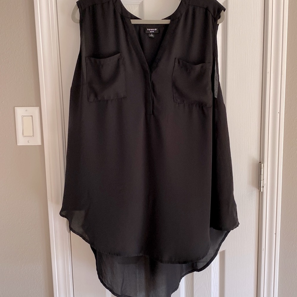 Torrid sleeveless Harper blouse